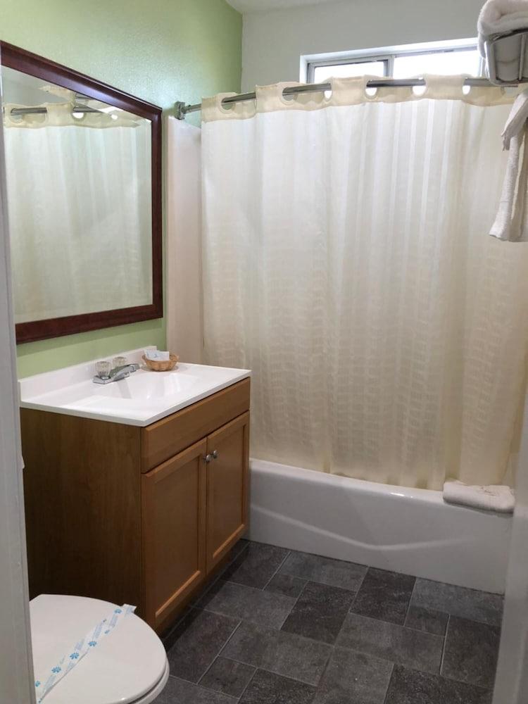 American Inn & Suites LAX photo 18
