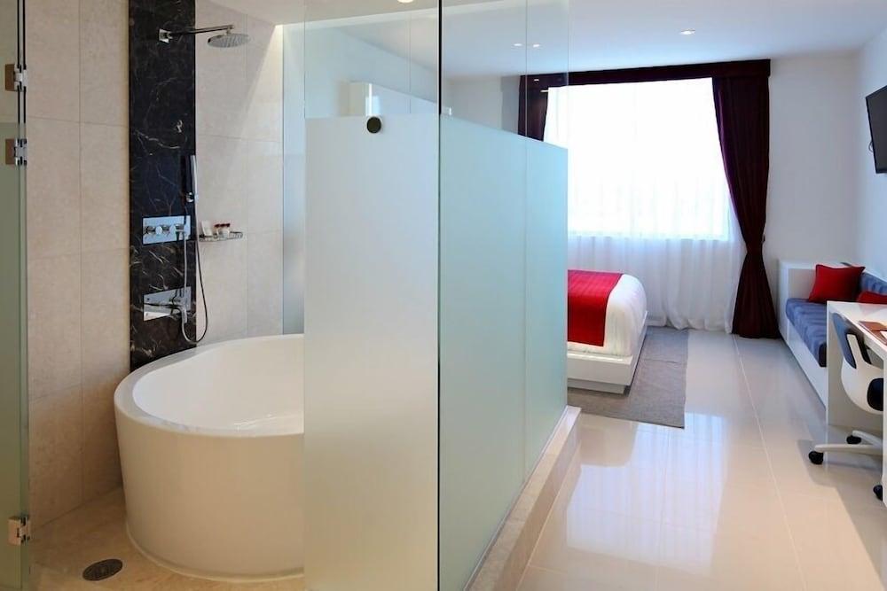 The One Boutique Hotel photo 45