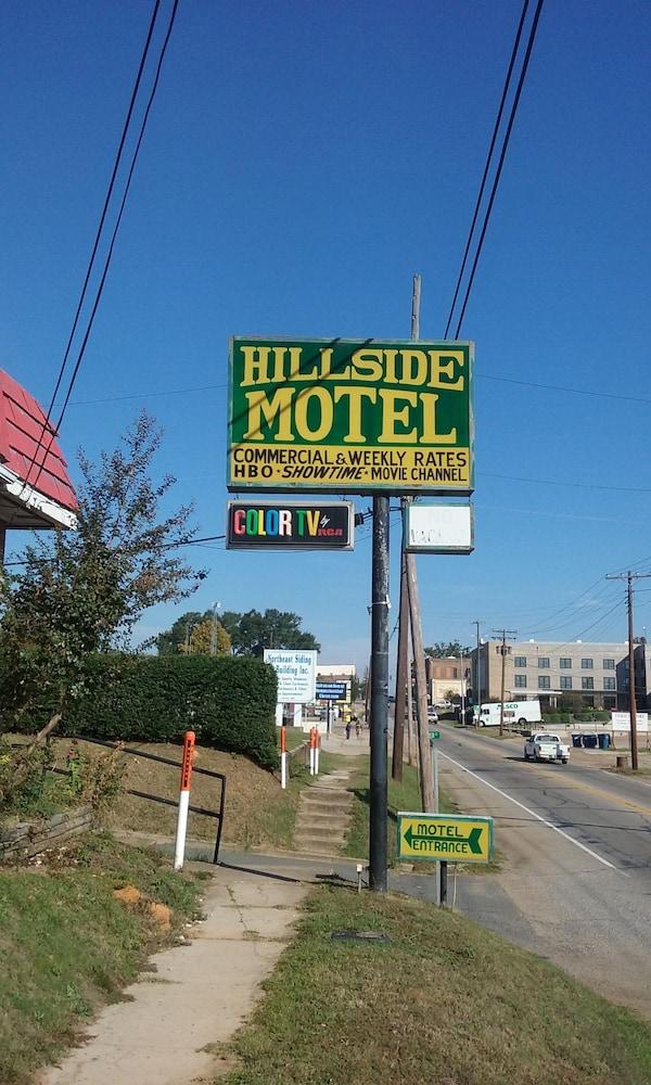 Hillside Motel photo 11