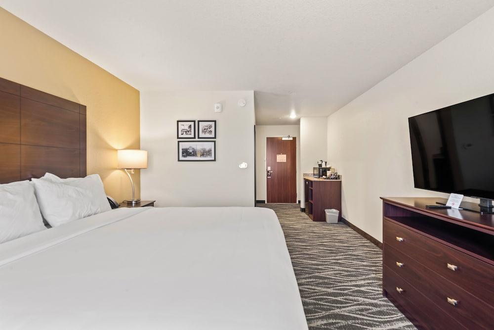 Cobblestone Hotel & Suites - Foley photo 11