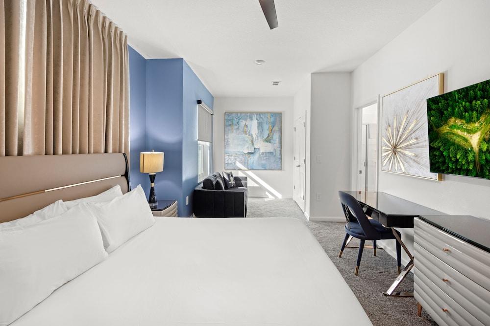 Harbor Island Beach Club by Villatel photo 45