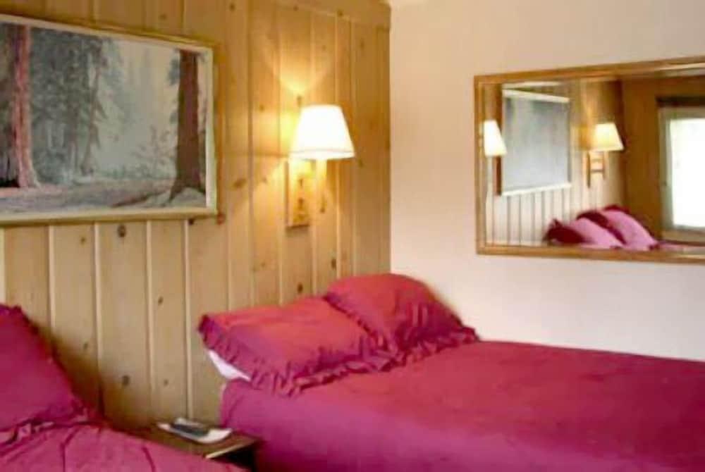 Brundage Inn photo 10