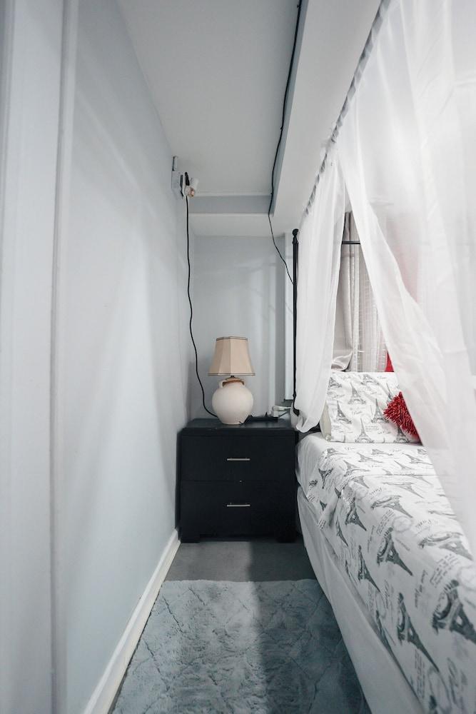 Hudson Hideaway - 3BD NYC Access photo 37