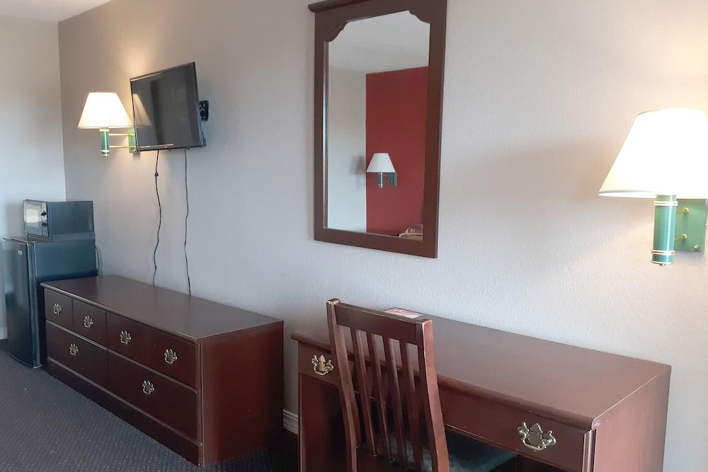Liberty Inn photo 12