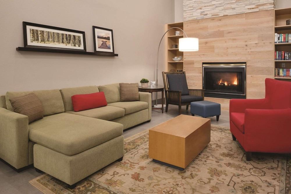 Country Inn & Suites by Radisson, Cedar Falls, IA photo 4