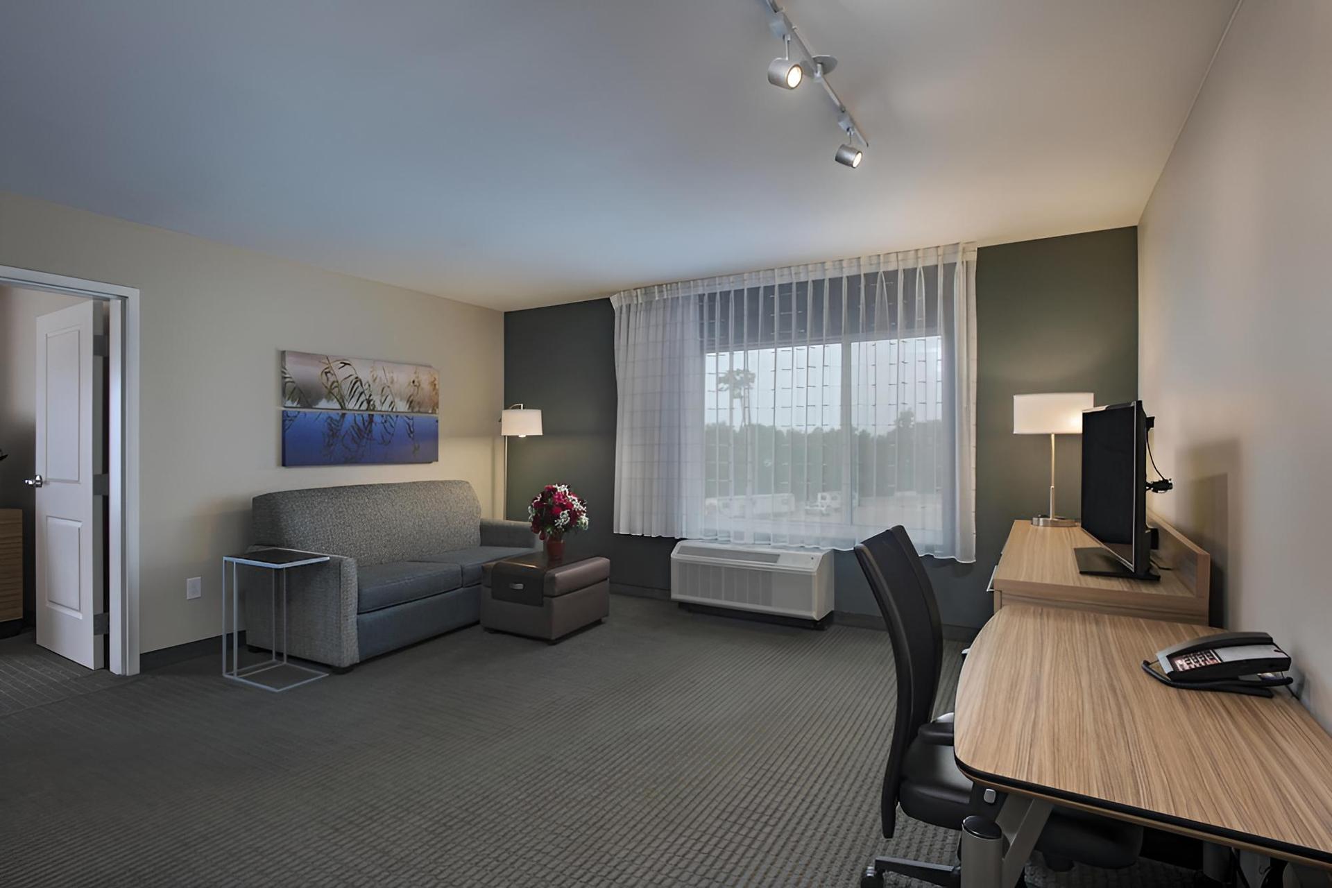 Towneplace Suites by Marriott Lake Charles photo 10