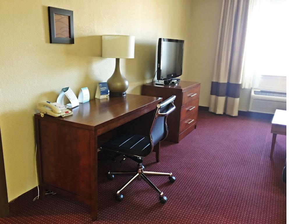 Comfort Inn & Suites Klamath Falls photo 10