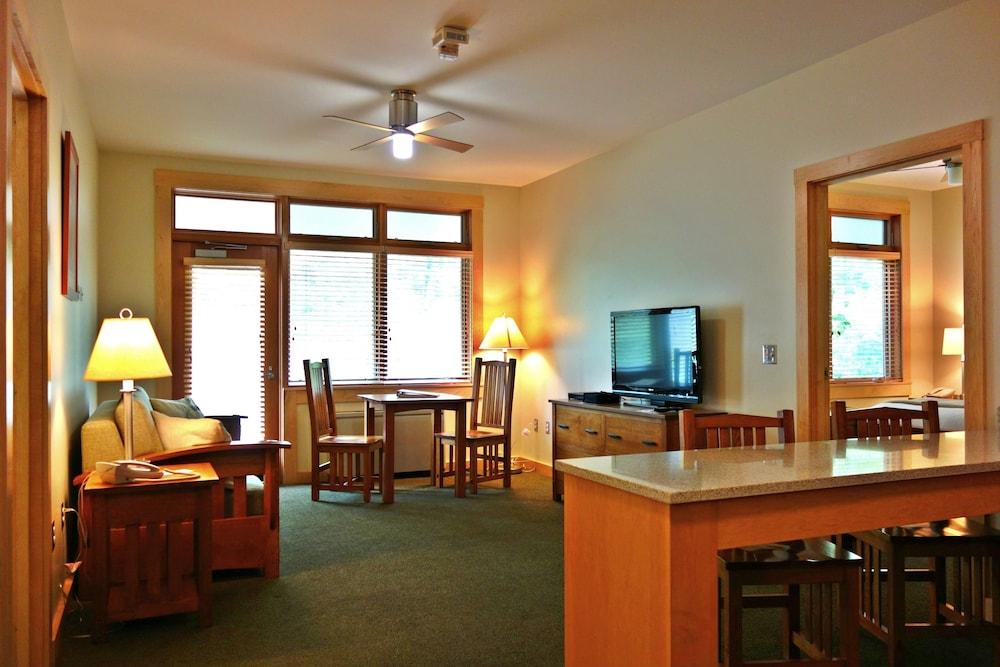 Nature Inn At Bald Eagle photo 28