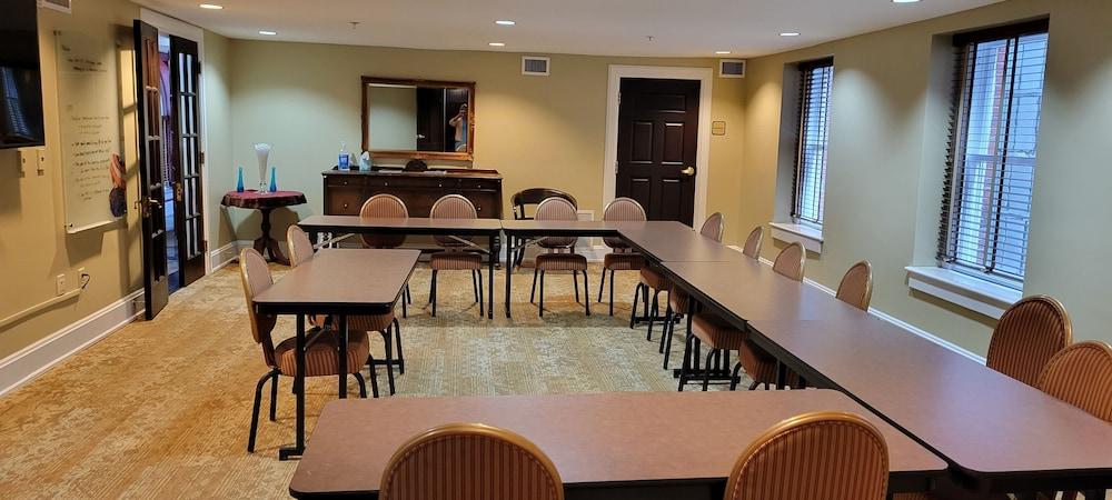 General Francis Marion Hotel photo 21