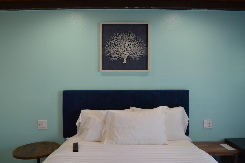 Calafia Inn photo 23