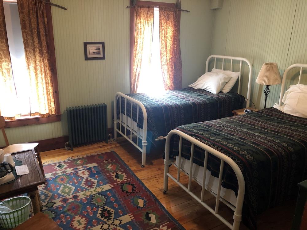 The Woods Inn photo 27