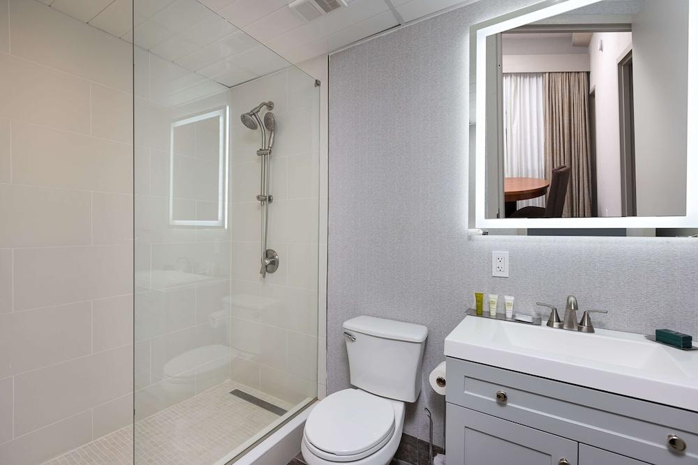 Inn at the Colonnade Baltimore - a DoubleTree by Hilton photo 47