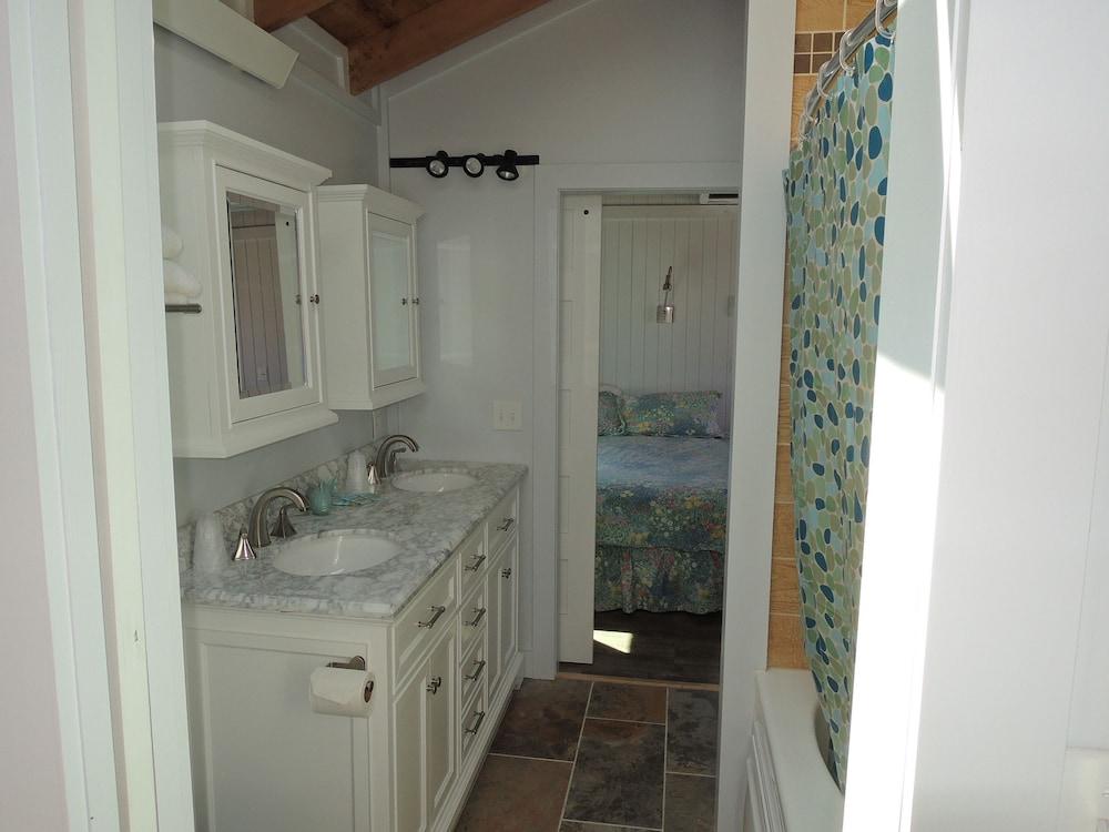 Shorelands Guest Resort and Cottages photo 9
