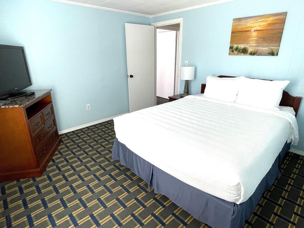 Ocean Breeze Motel photo 36