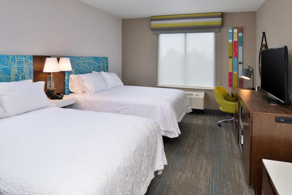 Hampton Inn & Suites Adrian photo 8