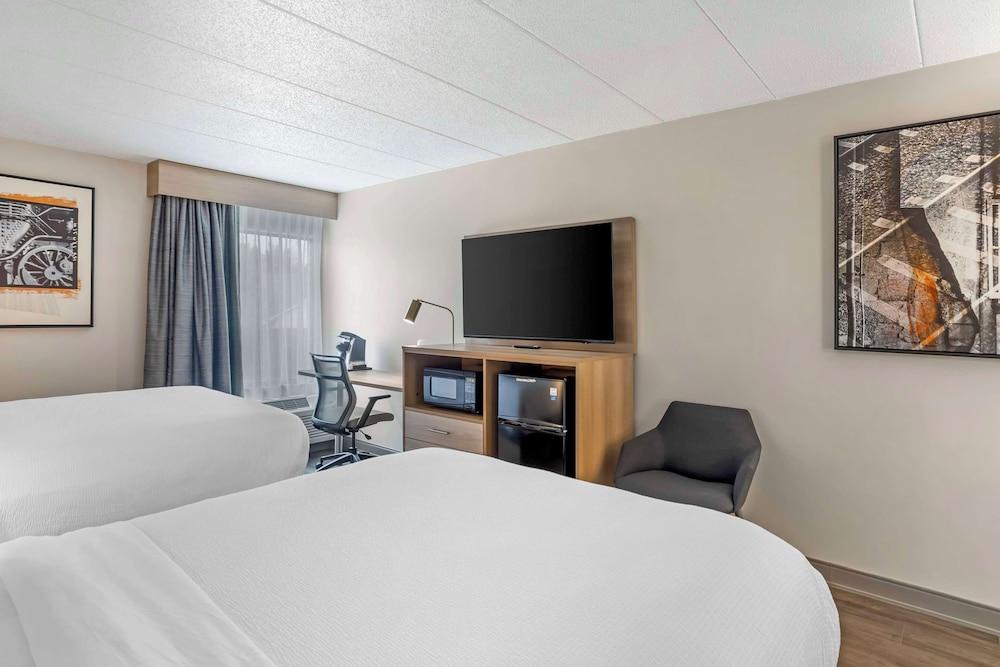 Best Western Plus Heritage Rail Inn & Suites photo 14