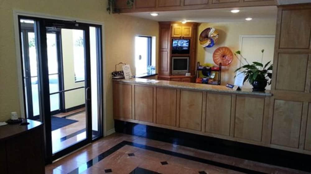 12 Oaks Hotel photo 2