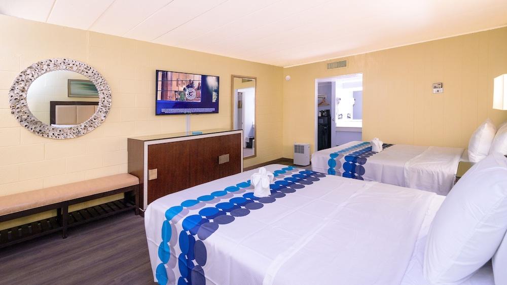 Heart of Manteo Motor Lodge photo 5