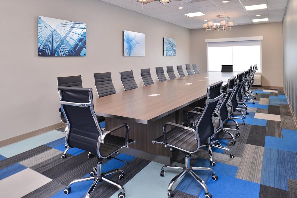 Holiday Inn Express & Suites Houston E - Pasadena by IHG photo 45