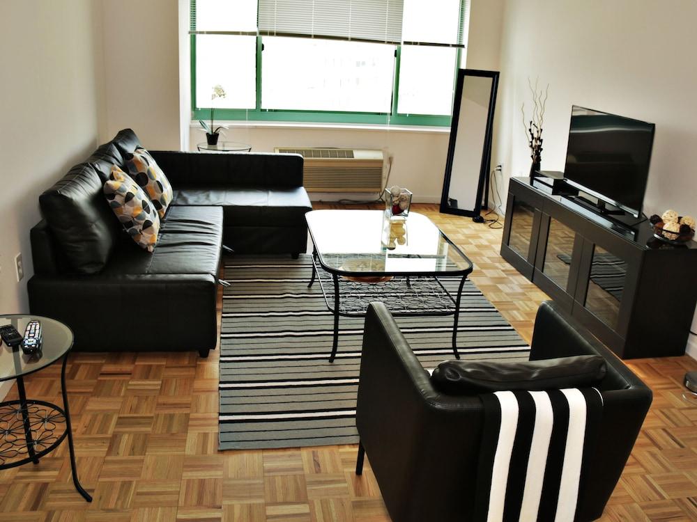 BellaView Suites photo 5