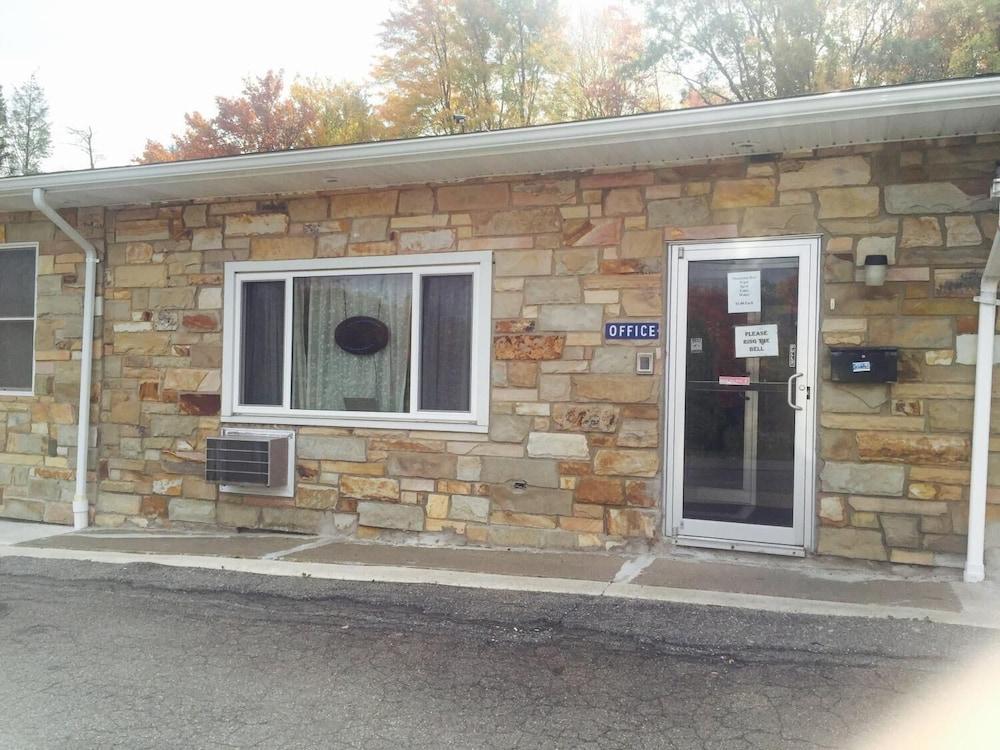 Penn Terrace Motel photo 2