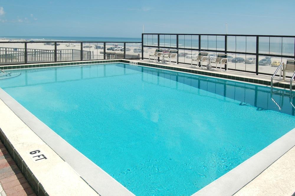 Ocean Trillium Suites photo 20