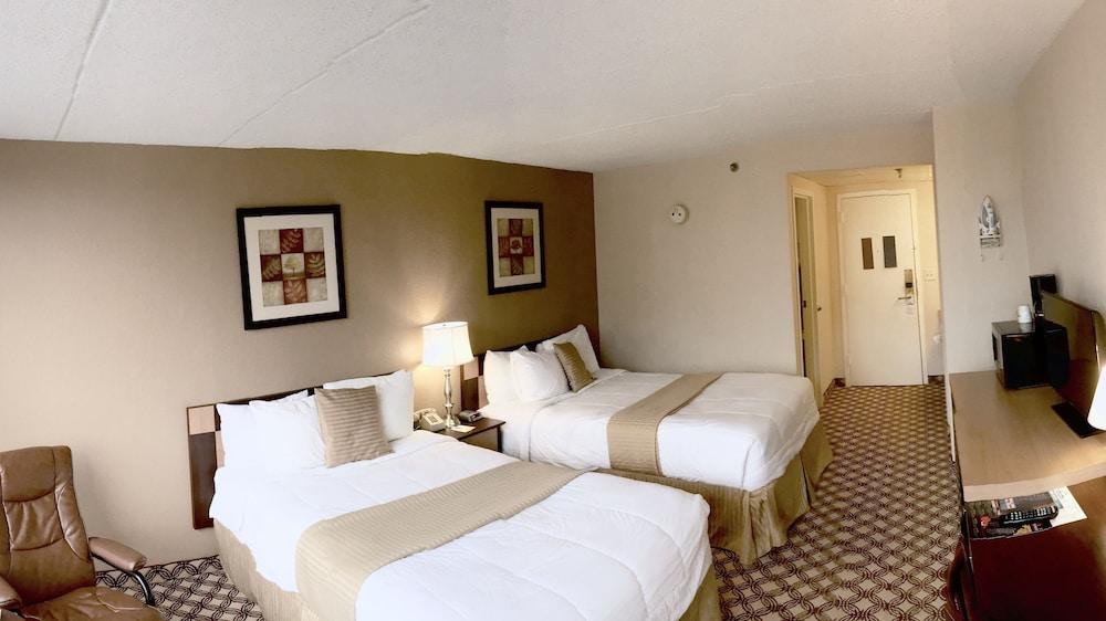 Days Inn by Wyndham Syracuse photo 24