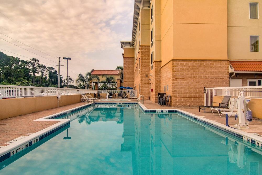 Fairfield Inn & Suites Palm Coast I-95 — hotel in Palm Coast