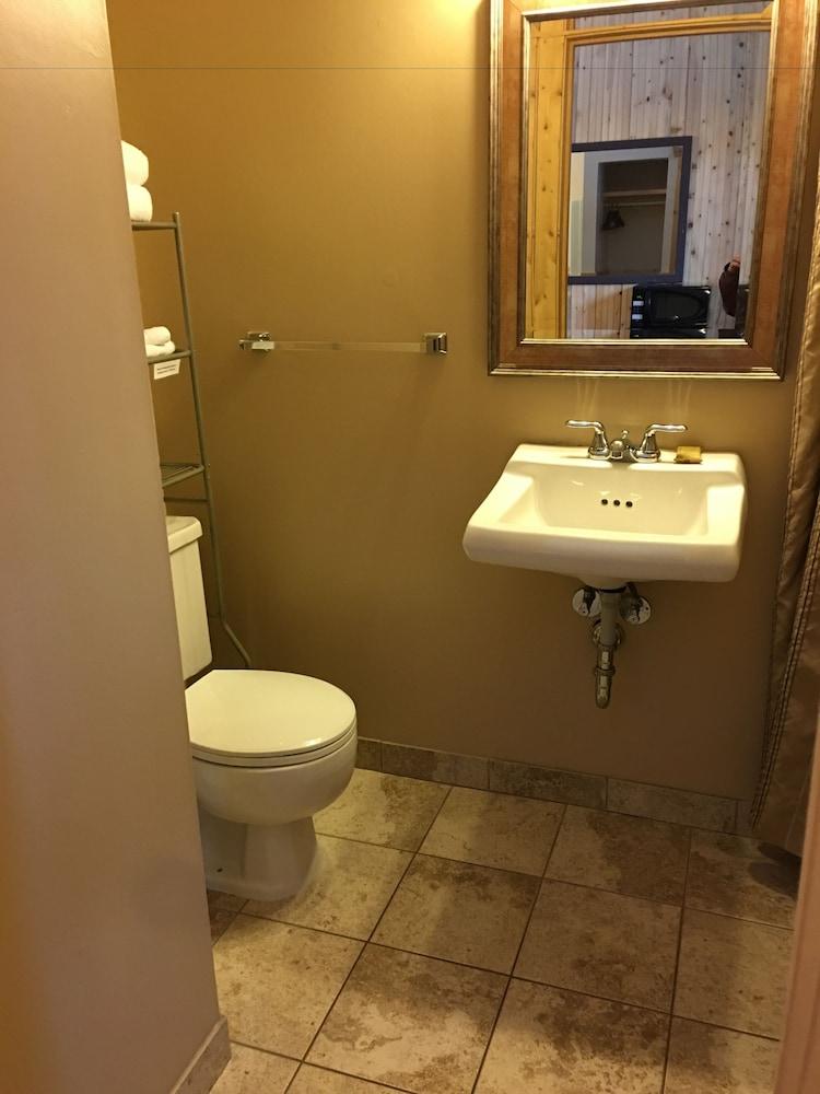 Hotel Expedition photo 45