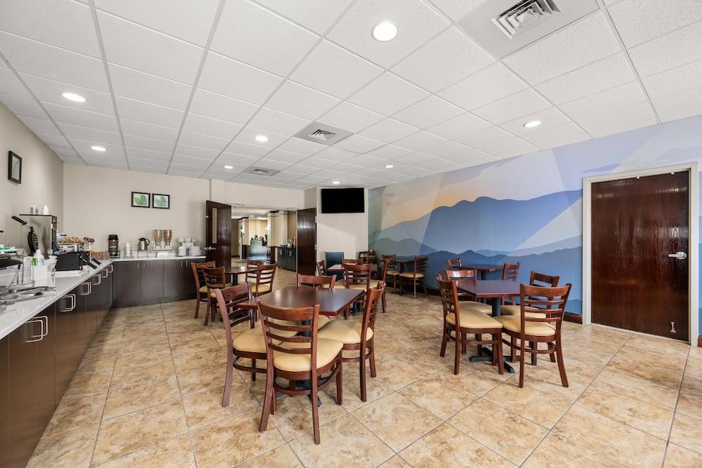Sleep Inn Boone University Area photo 28