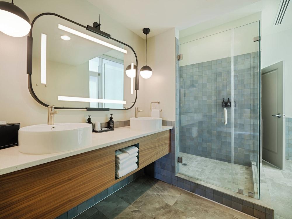 Hotel Indigo Asheville Downtown by IHG photo 32