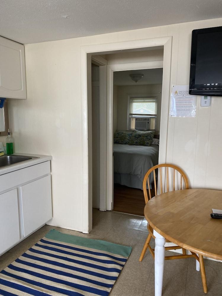 Grand View Motel photo 63