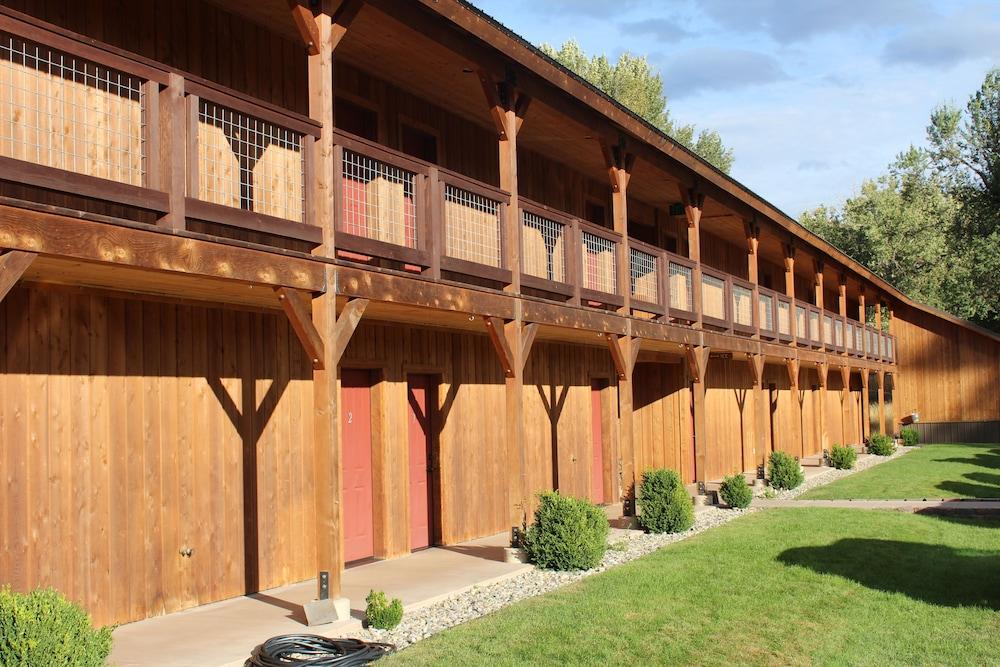 Methow River Lodge & Cabins photo 28