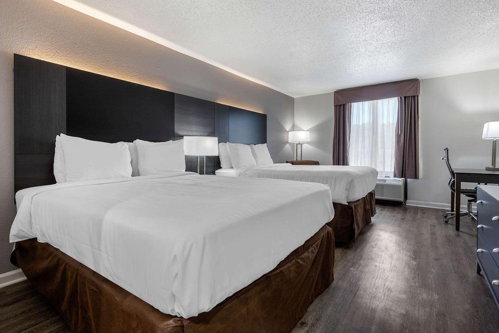 Econo Lodge at the University photo 16