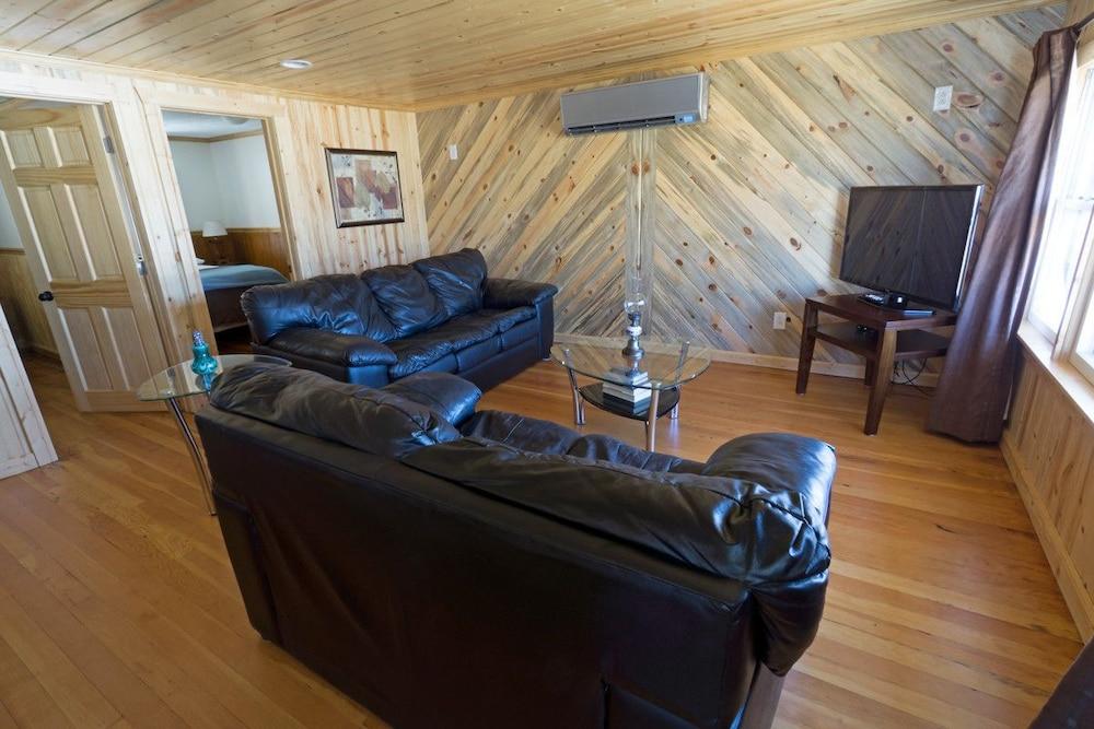 Crystal Lake Resort photo 18
