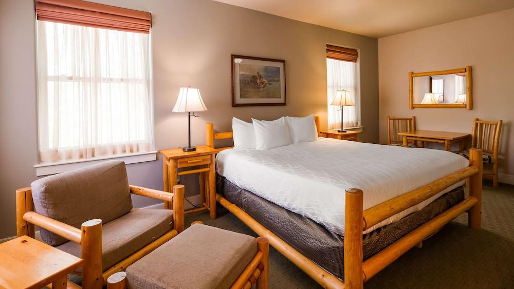 Best Western Plus Plaza Hotel photo 10