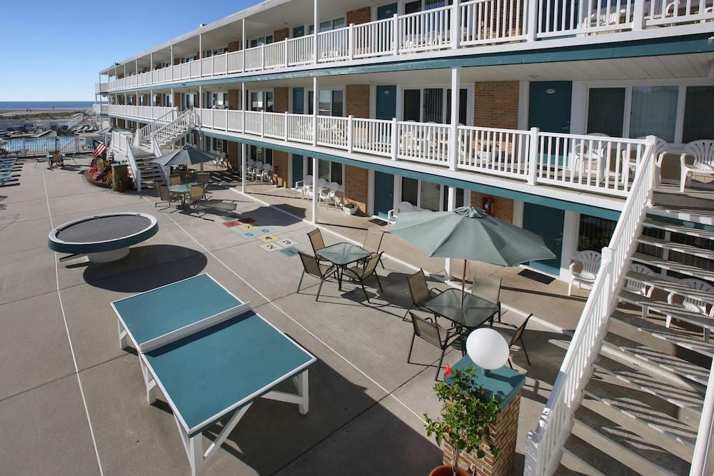 Monterey Motel photo 7