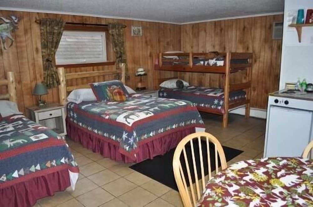 Red Moose Lodge photo 56