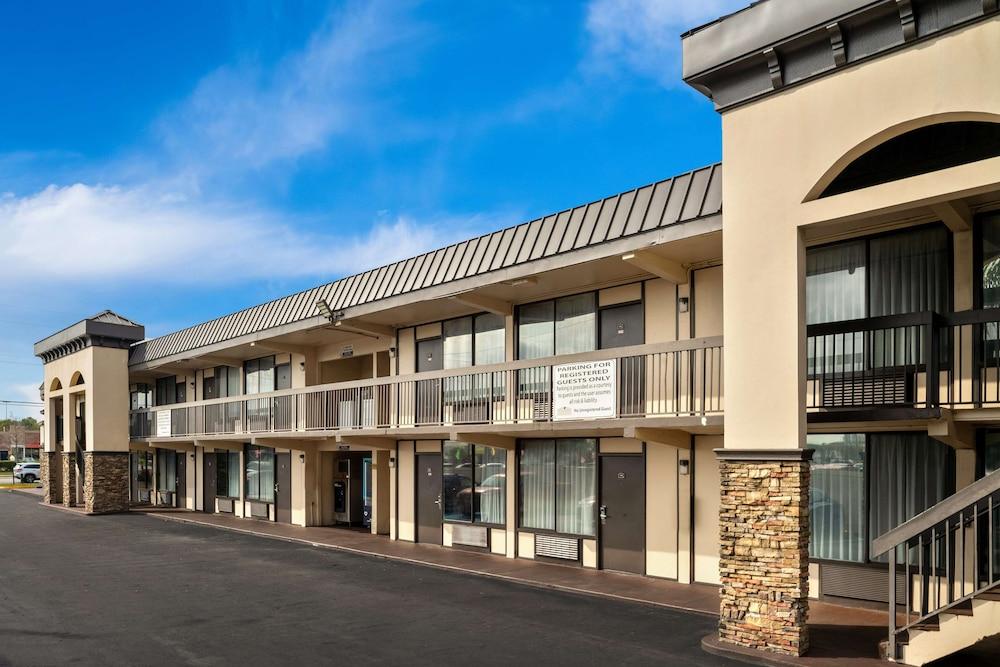 Americas Best Value Inn Orlando photo 8