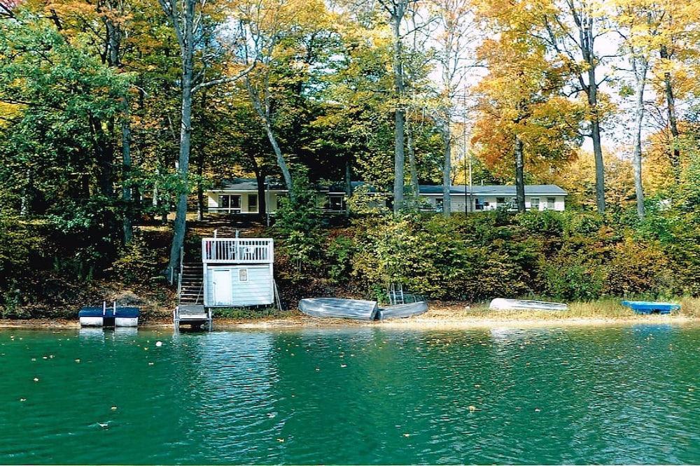 Dixon Lake Resort photo 58
