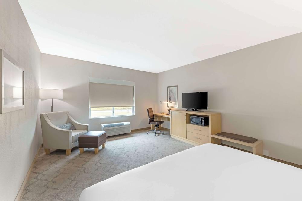Best Western Plus Chickasha Inn photo 14