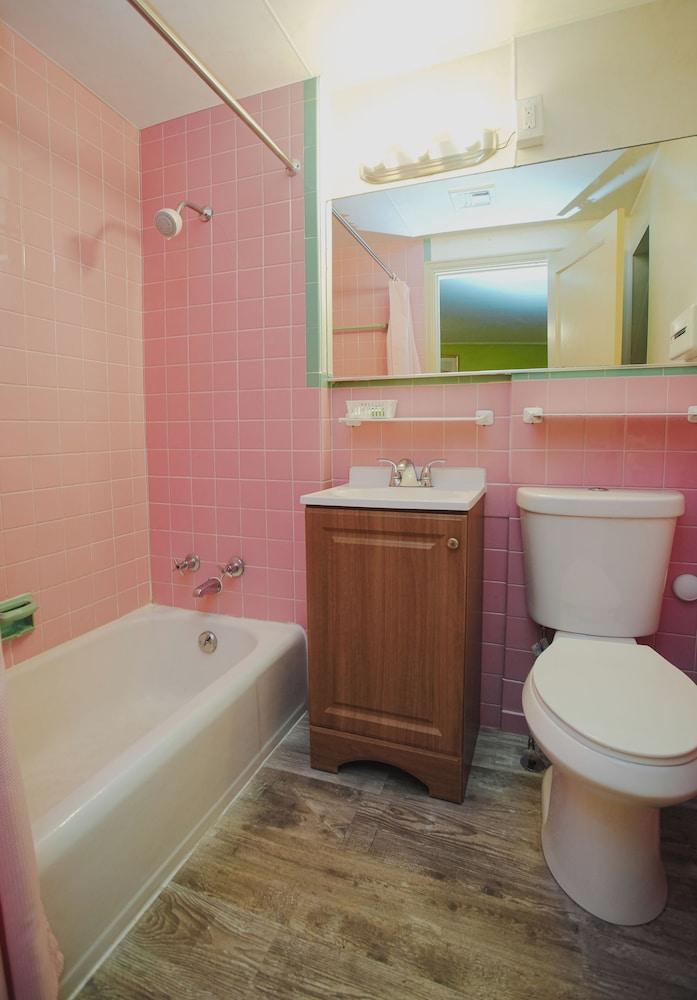 Falls View Inn photo 9