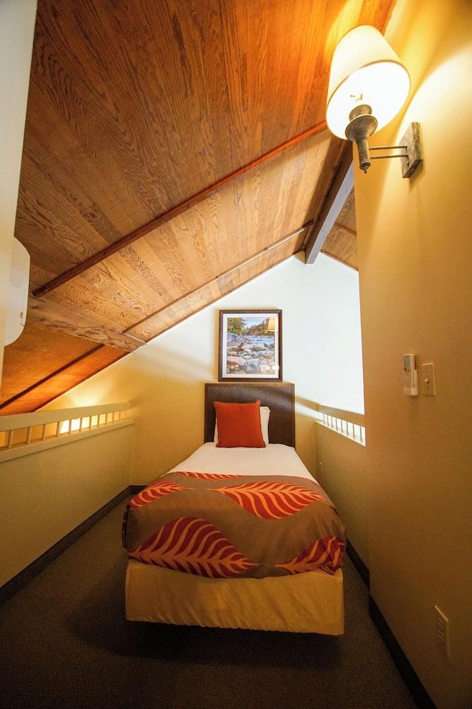 The Village of Loon Mountain Fixed Rooms photo 11