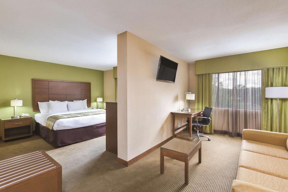 La Quinta Inn by Wyndham Austin North photo 11