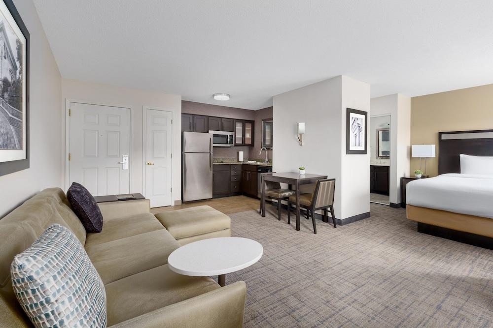Residence Inn by Marriott Boston-Franklin photo 16