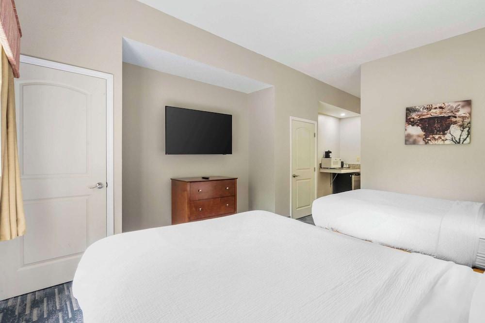Country Inn & Suites by Radisson, Pickerington, OH photo 10