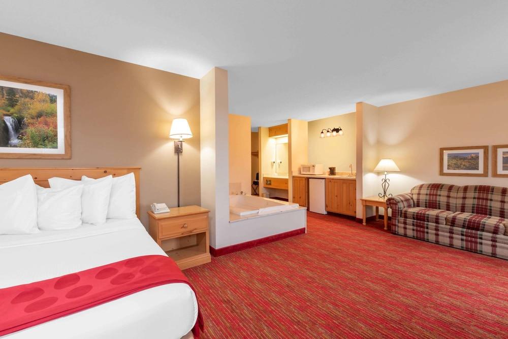 Summerset Hotel & Suites photo 9