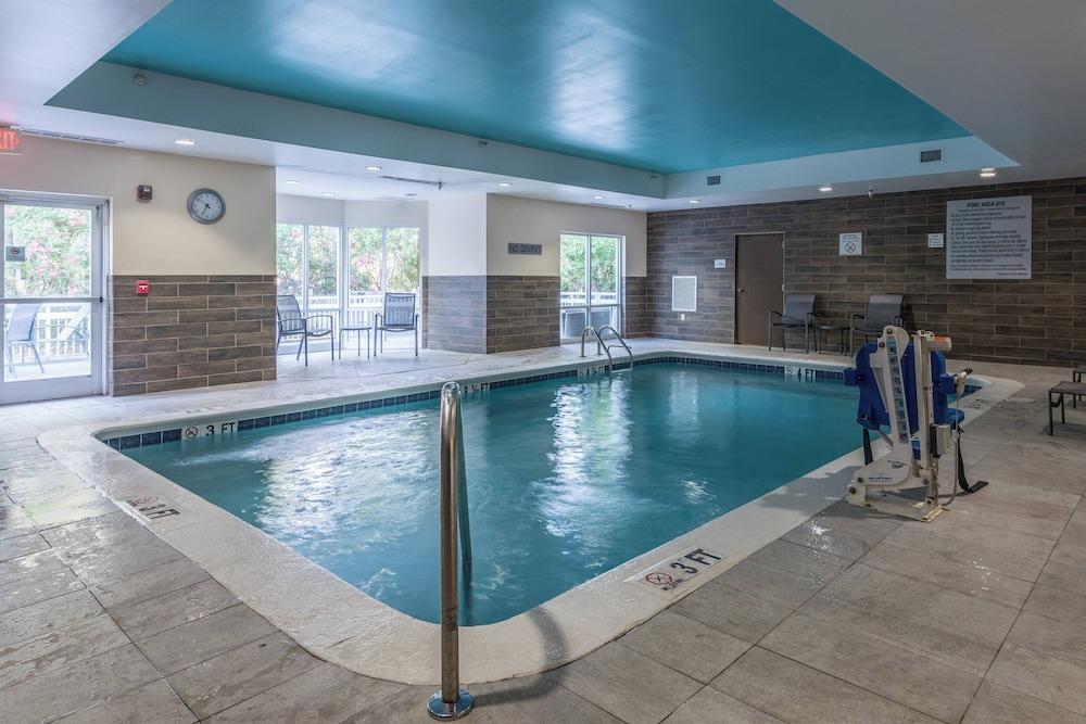 Fairfield Inn By Marriott Savannah I-95 South photo 24