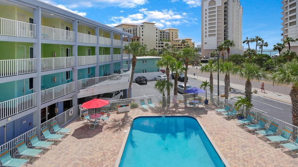 Pelican Pointe Clearwater Beach Hotel photo 59