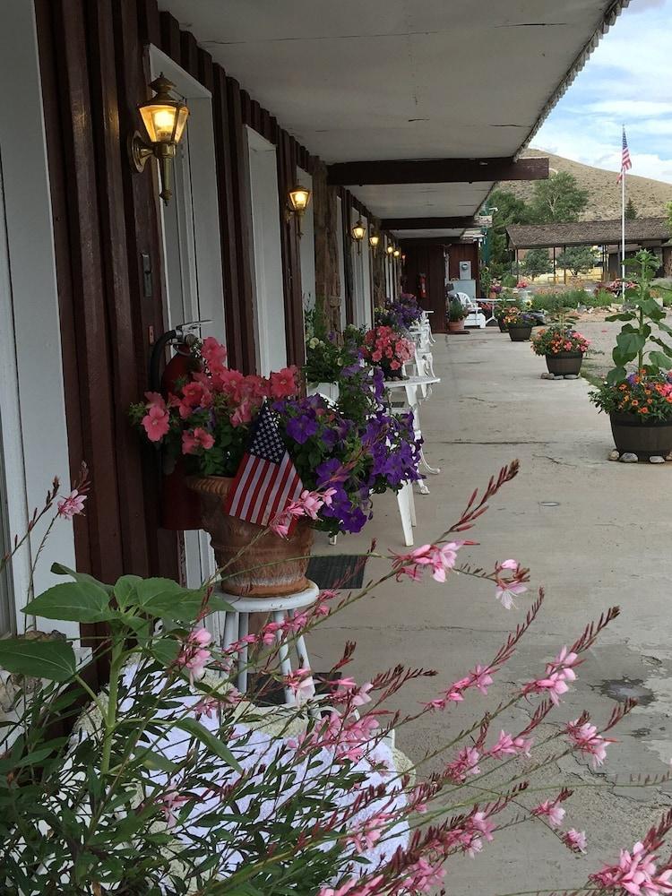 Black Bear Inn photo 90